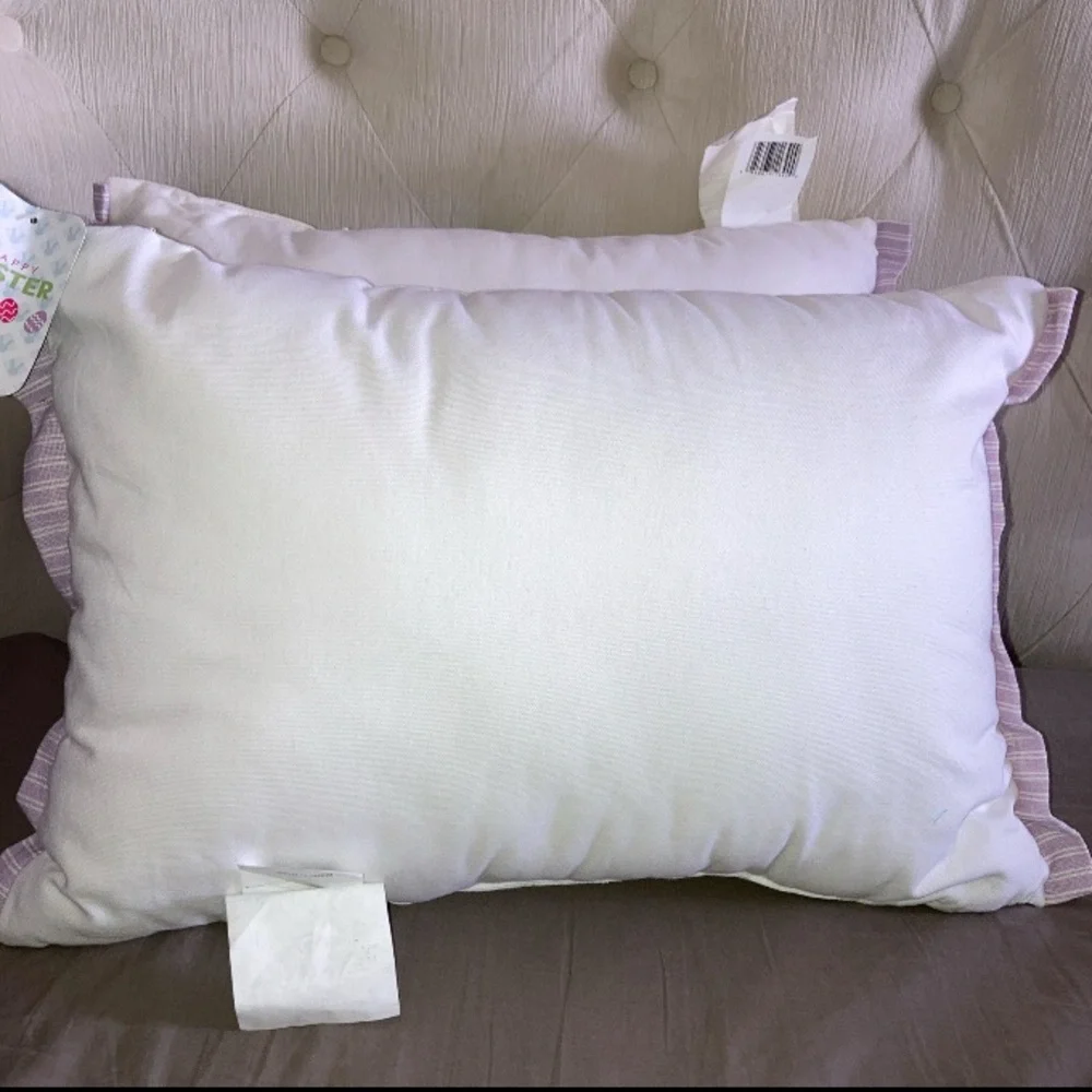 N/A decorative pillows